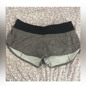 Lululemon Gray and Black Speed Ups 4in